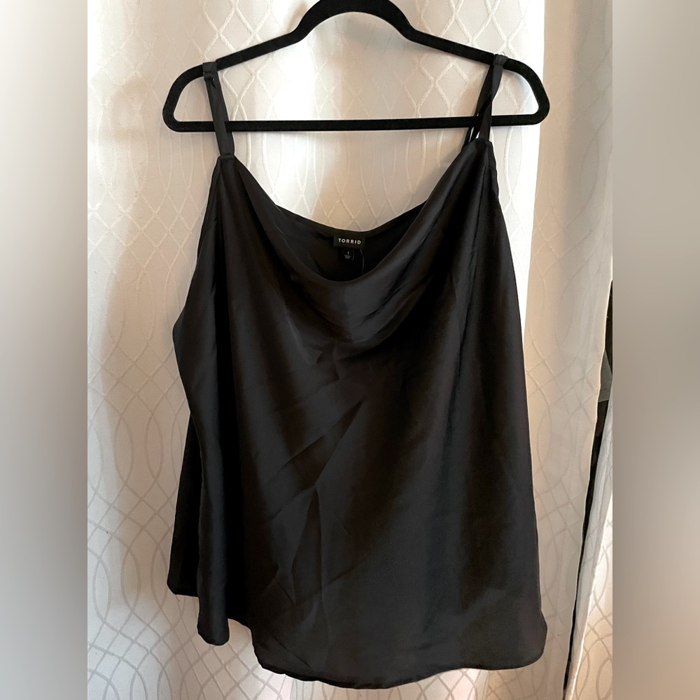 Torrid Satin Cowl Neck Cami SZ 1 14-16